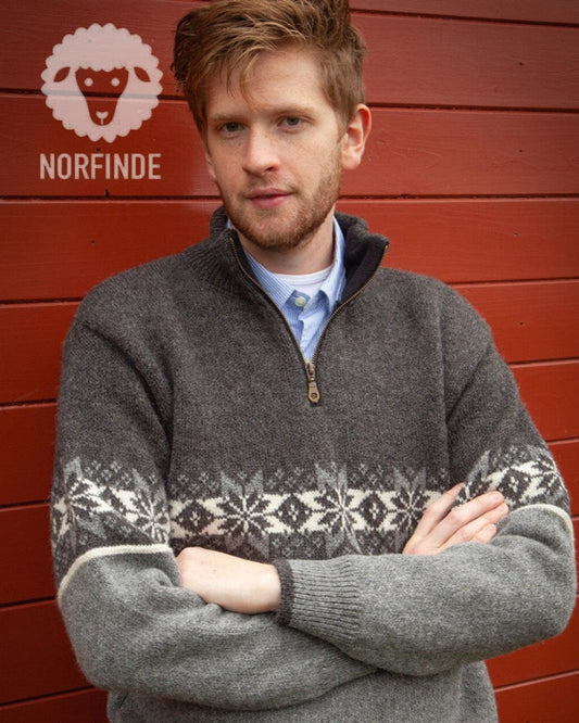 Tröja gjord av 100% ren ny norsk ull atmosfär